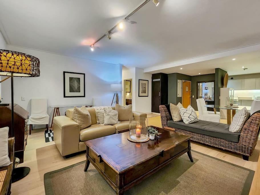 Cozy And Stylish With Exceptional Views! Apartment Кейптаун Екстериор снимка