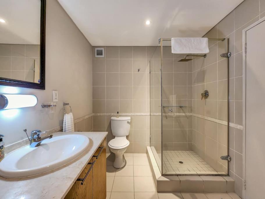 Cozy And Stylish With Exceptional Views! Apartment Кейптаун Екстериор снимка