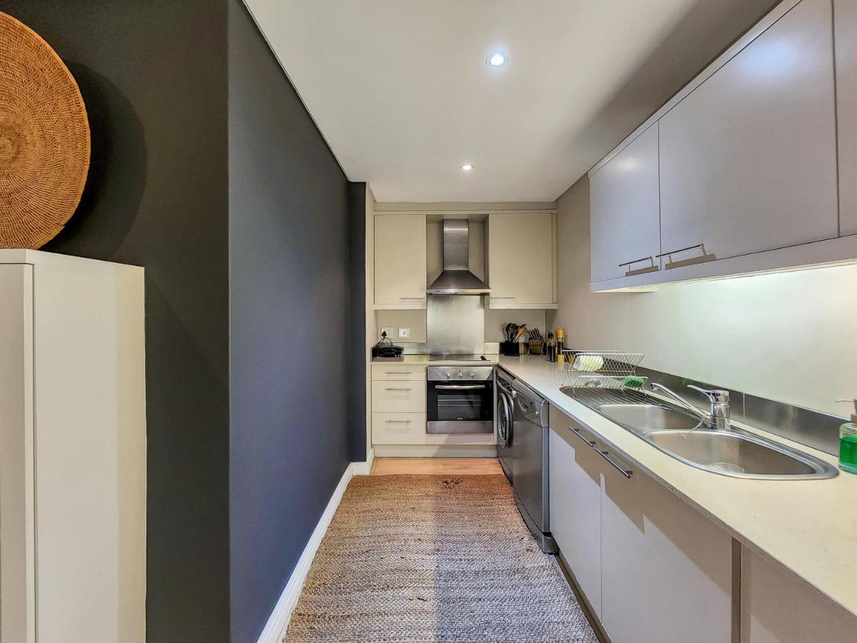 Cozy And Stylish With Exceptional Views! Apartment Кейптаун Екстериор снимка